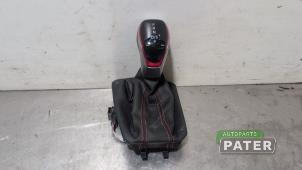 Gebruikte Pookknop Volkswagen Polo VI (AW1) 2.0 GTI Turbo 16V Prijs € 52,50 Margeregeling aangeboden door Autoparts Pater