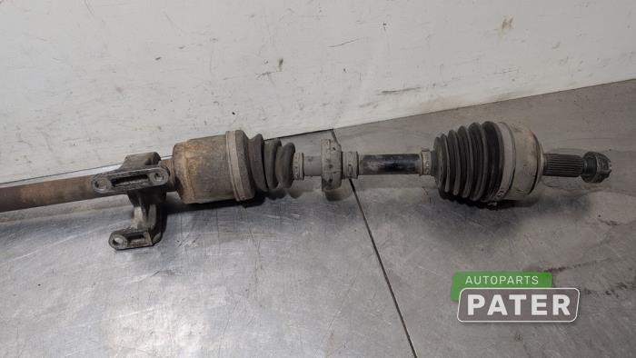 Aandrijfas rechts-voor van een Honda Accord (CL/CN) 2.0 i-VTEC 16V 2006