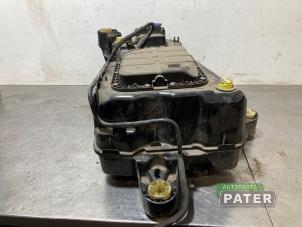 Gebruikte Tank adblue Opel Combo Cargo 1.6 CDTI 75 Prijs € 381,15 Inclusief btw aangeboden door Autoparts Pater