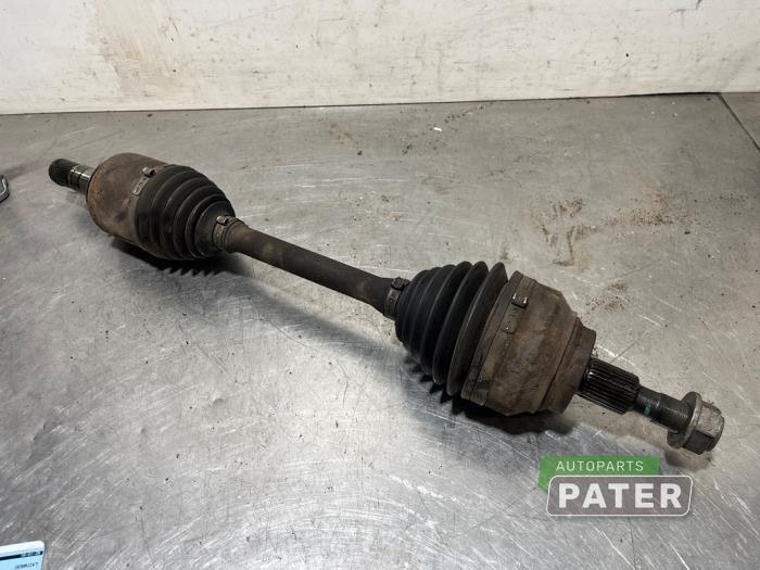 Gebruikte Steekas links-voor Mercedes GL (X164) 4.0 GL 420 CDI V8 32V Prijs € 210,00 Margeregeling aangeboden door Autoparts Pater