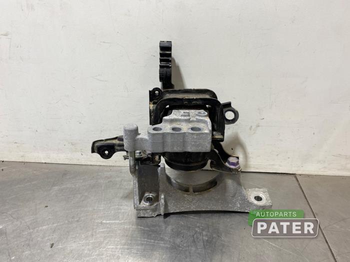 Gebruikte Motorrubber Toyota RAV4 (A5) 2.5 Hybrid 16V AWD Prijs € 36,75 Margeregeling aangeboden door Autoparts Pater