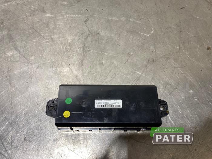 Gebruikte Kachelcomputer MG ZS EV Prijs € 26,25 Margeregeling aangeboden door Autoparts Pater