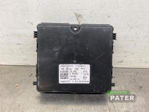 Gebruikte Computer Kachel Renault Captur (2R) 0.9 Energy TCE 12V Prijs € 63,00 Margeregeling aangeboden door Autoparts Pater