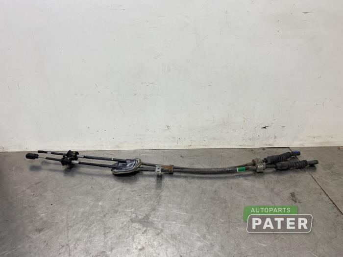 Gebruikte Schakelkabel Versnellingsbak Toyota Aygo (B40) 1.0 12V VVT-i Prijs € 47,25 Margeregeling aangeboden door Autoparts Pater