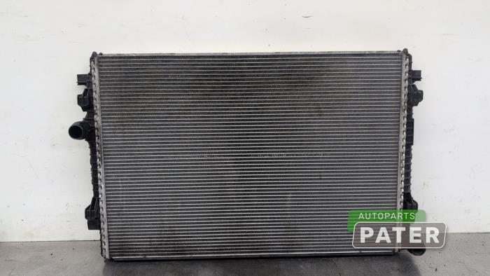 Gebruikte Radiateur Volkswagen Golf VII (AUA) 2.0 GTD 16V Prijs € 99,75 Margeregeling aangeboden door Autoparts Pater