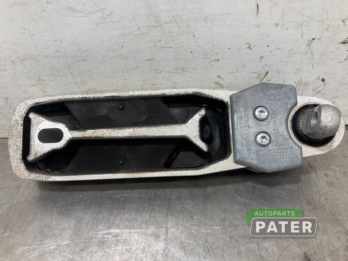 Gebruikte Motorrubber Volvo XC60 II (UZ) 2.0 T8 16V Recharge, Twin Engine AWD Prijs € 21,00 Margeregeling aangeboden door Autoparts Pater