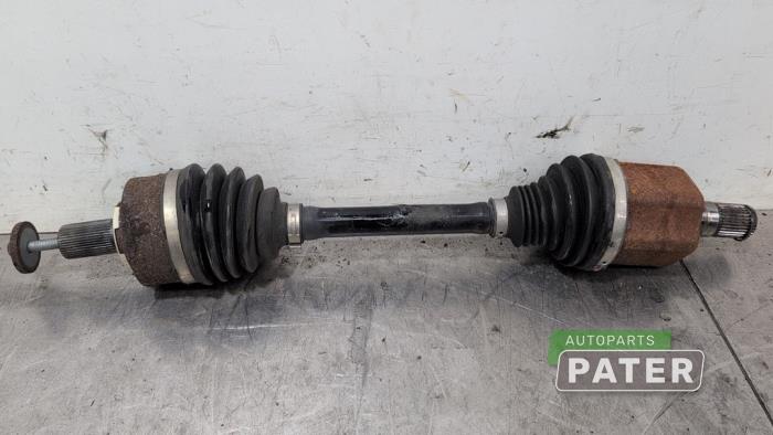 Gebruikte Aandrijfas links-voor Volvo XC60 II (UZ) 2.0 T8 16V Recharge, Twin Engine AWD Prijs € 131,25 Margeregeling aangeboden door Autoparts Pater