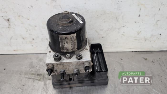 Gebruikte ABS Pomp Ford Fiesta 6 (JA8) 1.25 16V Prijs € 105,00 Margeregeling aangeboden door Autoparts Pater