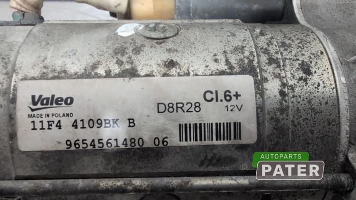 Startmotor van een Opel Vivaro 2.0 CDTI 177 2024