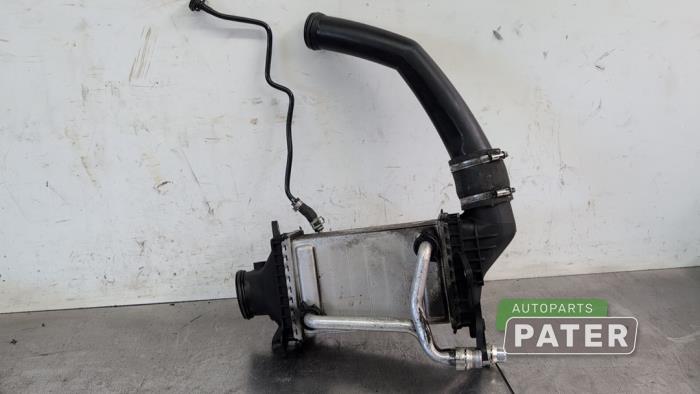 Gebruikte Intercooler Mercedes C (W205) C-180 1.6 16V Prijs € 52,50 Margeregeling aangeboden door Autoparts Pater