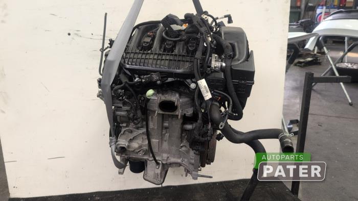 Gebruikte Motor Opel Crossland (X) 1.2 12V Prijs € 1.942,50 Margeregeling aangeboden door Autoparts Pater