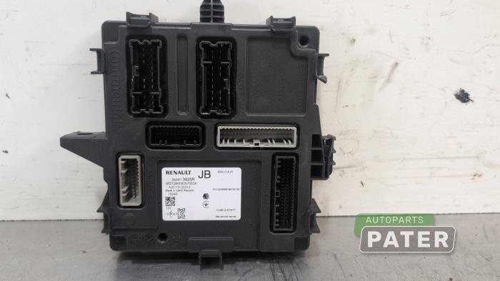 Gebruikte Module Bodycontrol Renault Zoé (AG) R135 Prijs € 78,75 Margeregeling aangeboden door Autoparts Pater
