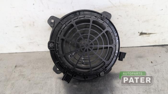 Gebruikte Luidspreker Peugeot 2008 (UD/UK/UR/US/UX) e-2008 50 kWh Prijs € 15,75 Margeregeling aangeboden door Autoparts Pater