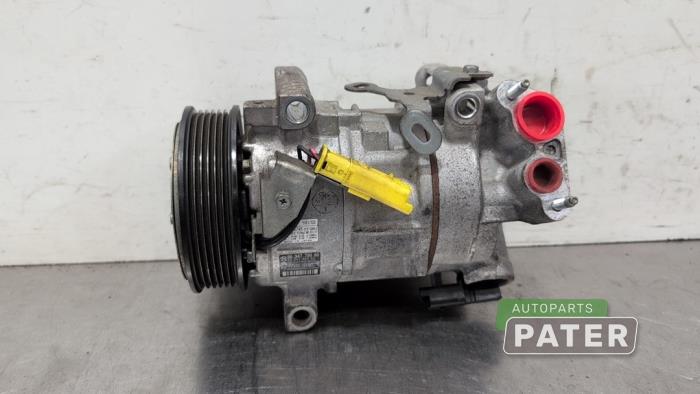 Gebruikte Aircopomp Opel Crossland (X) 1.2 12V Prijs € 68,25 Margeregeling aangeboden door Autoparts Pater