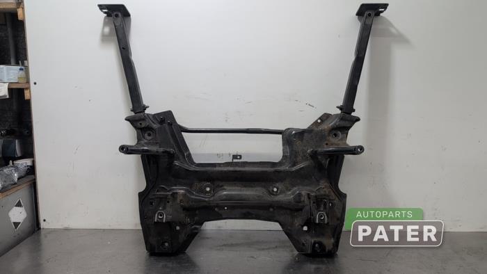 Gebruikte Subframe Opel Crossland (X) 1.2 12V Prijs € 57,75 Margeregeling aangeboden door Autoparts Pater