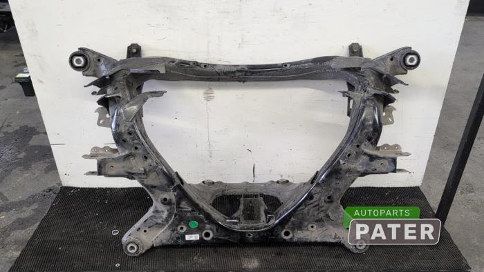 Gebruikte Subframe Tesla Model 3 RWD 60 kWh Prijs € 367,50 Margeregeling aangeboden door Autoparts Pater