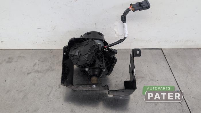 Gebruikte Vacuumpomp Rembekrachtiging Peugeot 208 II (UB/UH/UP) e-208 50 kWh Prijs € 78,75 Margeregeling aangeboden door Autoparts Pater