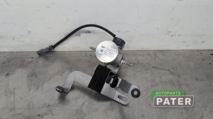 Gebruikte Expansieklep airco Peugeot 3008 II (M4/MC/MJ/MR) 1.2 12V e-THP PureTech 130 Prijs € 42,00 Margeregeling aangeboden door Autoparts Pater