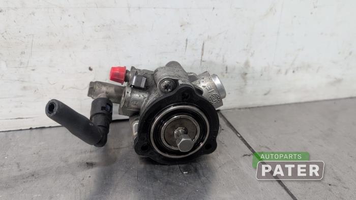 Gebruikte Hogedrukpomp Opel Signum (F48) 2.2 direct 16V Prijs € 393,75 Margeregeling aangeboden door Autoparts Pater