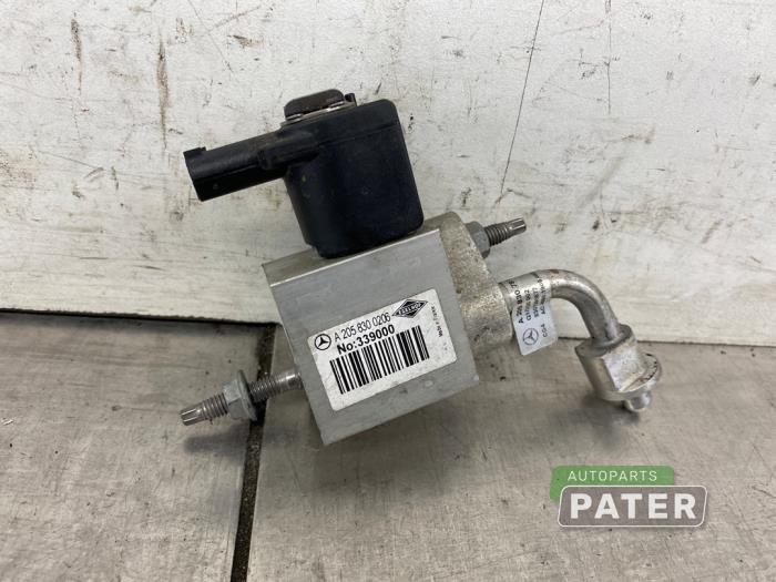 Gebruikte Expansieklep airco Mercedes E Estate (S213) E-300de 2.0 Turbo 16V Prijs € 36,75 Margeregeling aangeboden door Autoparts Pater