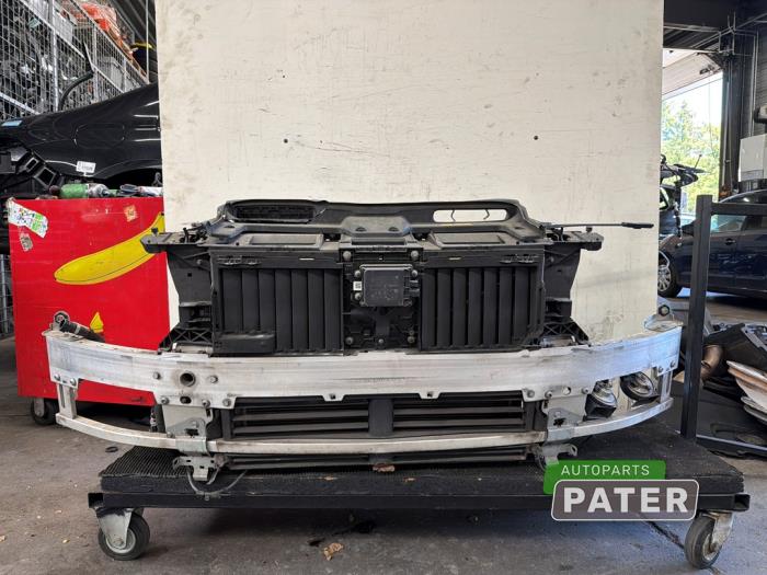 Gebruikte Frontpaneel Mercedes S Lang (V223) 3.0 S-350d Prijs € 3.412,50 Margeregeling aangeboden door Autoparts Pater