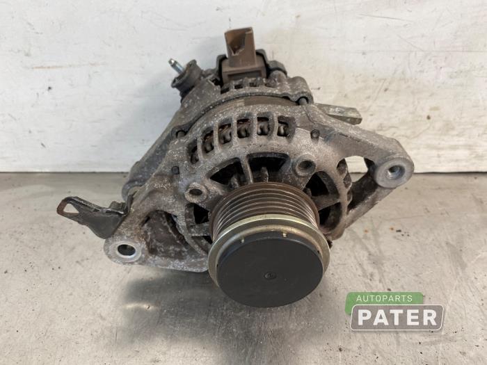 Gebruikte Dynamo Toyota Aygo (B40) 1.0 12V VVT-i Prijs € 42,00 Margeregeling aangeboden door Autoparts Pater