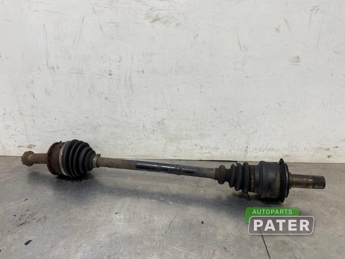 Gebruikte Aandrijfas links-achter Mercedes Vito (639.6) 2.2 111 CDI 16V Prijs € 25,41 Inclusief btw aangeboden door Autoparts Pater