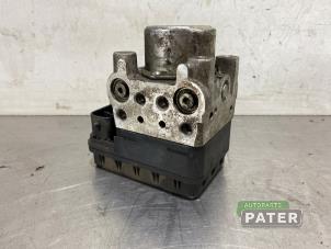 Gebruikte ABS Pomp Toyota Avensis Verso (M20) 2.0 D-4D 16V Prijs € 26,25 Margeregeling aangeboden door Autoparts Pater