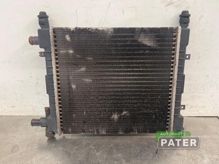 Gebruikte Radiateur Ford Ka I 1.3i Prijs € 21,00 Margeregeling aangeboden door Autoparts Pater