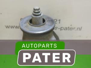 Gebruikte Motorsteun Volkswagen Transporter T5 2.5 TDi PF Prijs € 36,75 Margeregeling aangeboden door Autoparts Pater