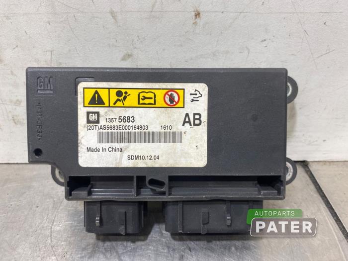 Gebruikte Airbag Module Opel Astra J (PC6/PD6/PE6/PF6) 1.6 16V Prijs € 31,50 Margeregeling aangeboden door Autoparts Pater