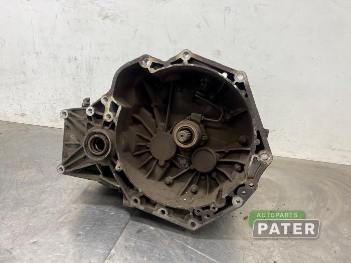 Gebruikte Versnellingsbak Opel Astra G (F70) 2.0 DI 16V Prijs € 52,50 Margeregeling aangeboden door Autoparts Pater