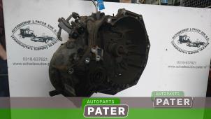 Gebruikte Versnellingsbak Opel Astra G (F70) 2.0 DI 16V Prijs € 52,50 Margeregeling aangeboden door Autoparts Pater