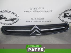 Gebruikte Grille Citroen Xsara Picasso (CH) 1.8 16V Prijs op aanvraag aangeboden door Autoparts Pater