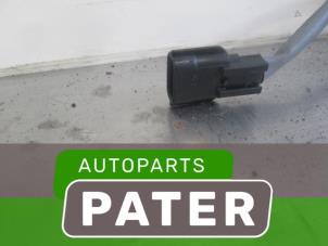 Gebruikte Lambda Sonde Renault Clio III Estate/Grandtour (KR) 1.2 16V TCE 100 Prijs € 21,00 Margeregeling aangeboden door Autoparts Pater