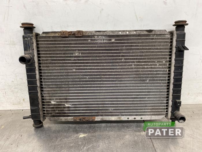 Gebruikte Radiateur Chevrolet Matiz 0.8 S,SE Prijs € 26,25 Margeregeling aangeboden door Autoparts Pater