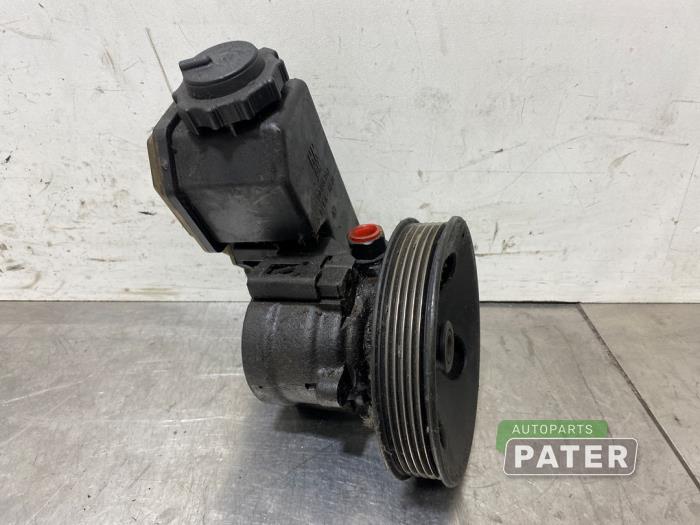 Gebruikte Servopomp Opel Vectra B (36) 1.6 16V Ecotec Prijs € 31,50 Margeregeling aangeboden door Autoparts Pater