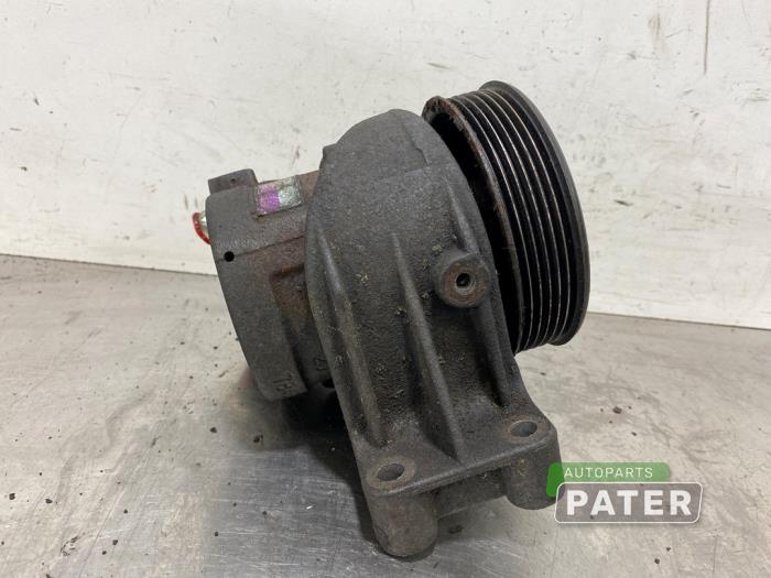 Gebruikte Pomp Servo Renault Espace (JE) 2.2 dT Grand Espace Prijs € 26,25 Margeregeling aangeboden door Autoparts Pater