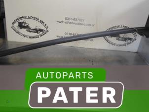 Gebruikte Roofrail set Peugeot 307 Break (3E) 1.6 HDiF 110 16V Prijs € 78,75 Margeregeling aangeboden door Autoparts Pater
