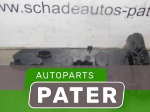 Gebruikte Printplaat Achterlicht rechts Volkswagen Golf IV Variant (1J5) 1.9 TDI 90 Prijs € 21,00 Margeregeling aangeboden door Autoparts Pater