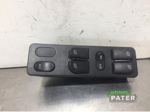 Gebruikte Schakelblok ruiten Saab 900 II 2.0 i,Si 16V Prijs € 36,75 Margeregeling aangeboden door Autoparts Pater