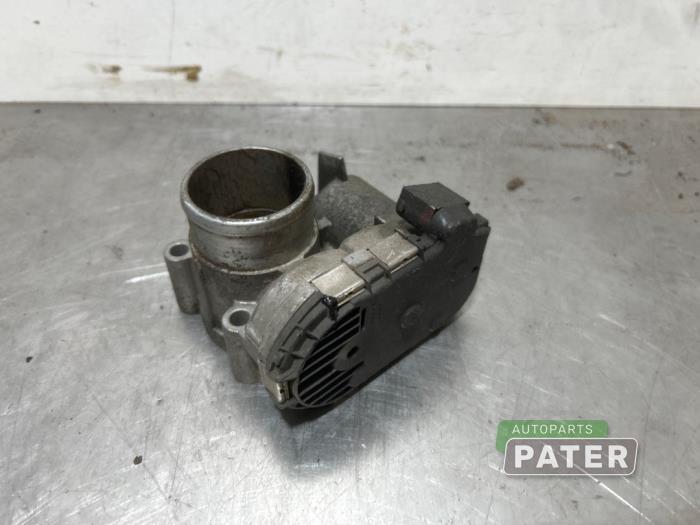 Gebruikte Gasklephuis Fiat Stilo (192A/B) 1.2 16V 3-Drs. Prijs € 21,00 Margeregeling aangeboden door Autoparts Pater