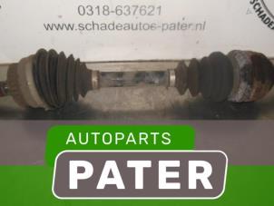 Gebruikte Aandrijfas links-voor Saab 900 II 2.0 i,Si 16V Prijs € 42,00 Margeregeling aangeboden door Autoparts Pater