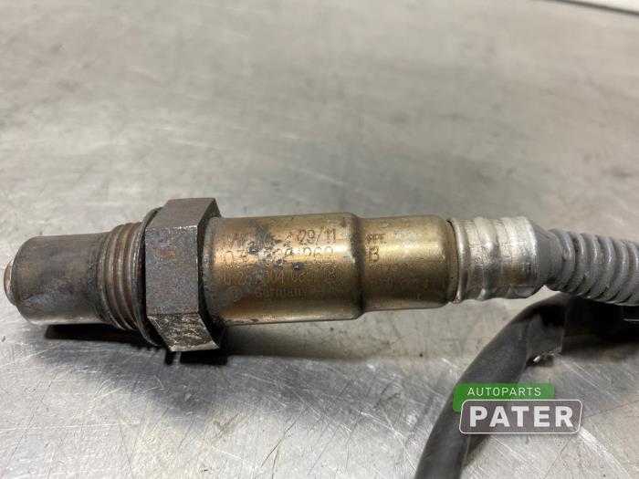 Lambda Sonde van een Volkswagen Multivan T5 (7E/7HC/7HF/7HM) 2.5 TDi 2007