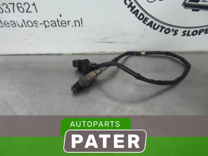 Lambda Sonde van een Volkswagen Multivan T5 (7E/7HC/7HF/7HM) 2.5 TDi 2007