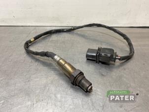 Lambda Sonde van een Volkswagen Multivan T5 (7E/7HC/7HF/7HM) 2.5 TDi 2007