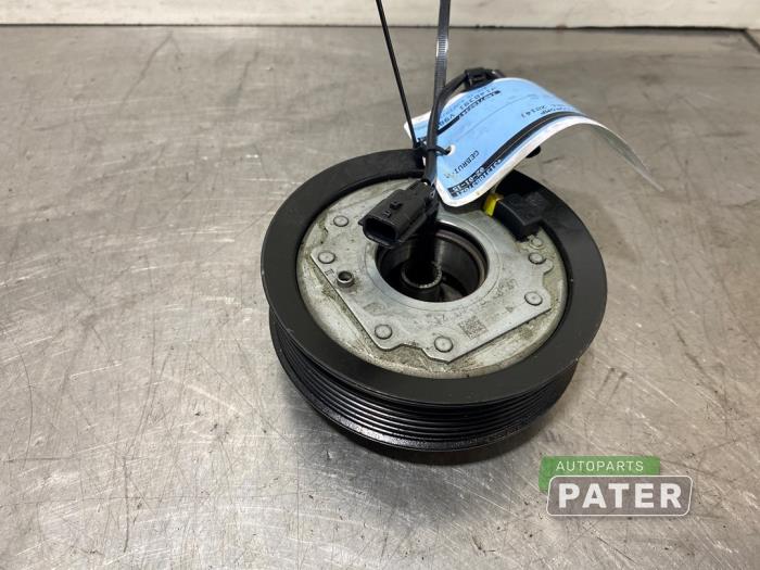 Gebruikte Magneetkoppeling aircopomp Nissan Qashqai (J11) 1.2 DIG-T 16V Prijs € 26,25 Margeregeling aangeboden door Autoparts Pater