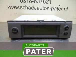 Gebruikte Display Interieur Nissan Micra (K12) 1.4 16V Prijs € 42,00 Margeregeling aangeboden door Autoparts Pater
