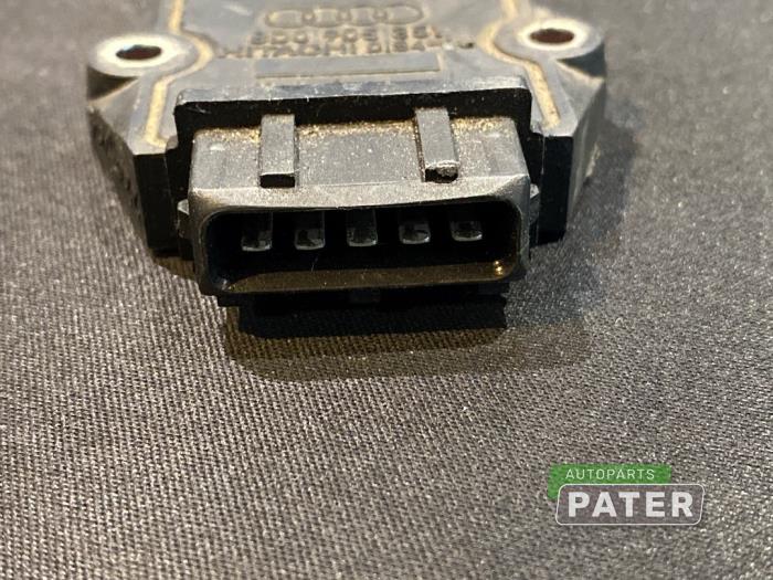 Ontstekingsmodule van een Volkswagen Passat Variant (3B5) 1.8 T 20V 1998