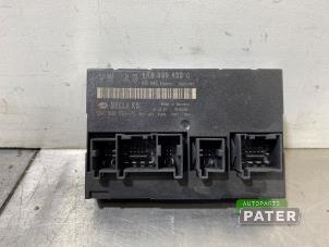 Gebruikte Comfort Module Volkswagen Touran (1T1/T2) 2.0 TDI 16V 140 Prijs € 26,25 Margeregeling aangeboden door Autoparts Pater